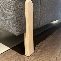 Sofa Sticky Bezug Stoff Steppe 83 Grau Hohe Rückenlehne Füße Eiche Kreideweiß