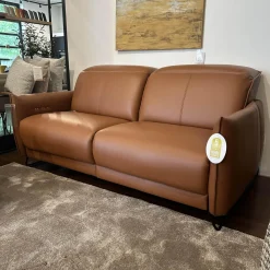 Sofa Vitis Leder Montana Cognac Braun Füße 01BL Black Schwarz Mit Ausklappbarer Fußablage