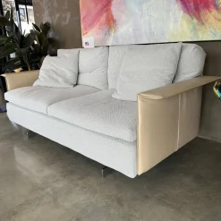 Sofa Zweisitzer Grantorino Stoff Col. Tess Bouce Sabbia Grau Leder Saddle Beige