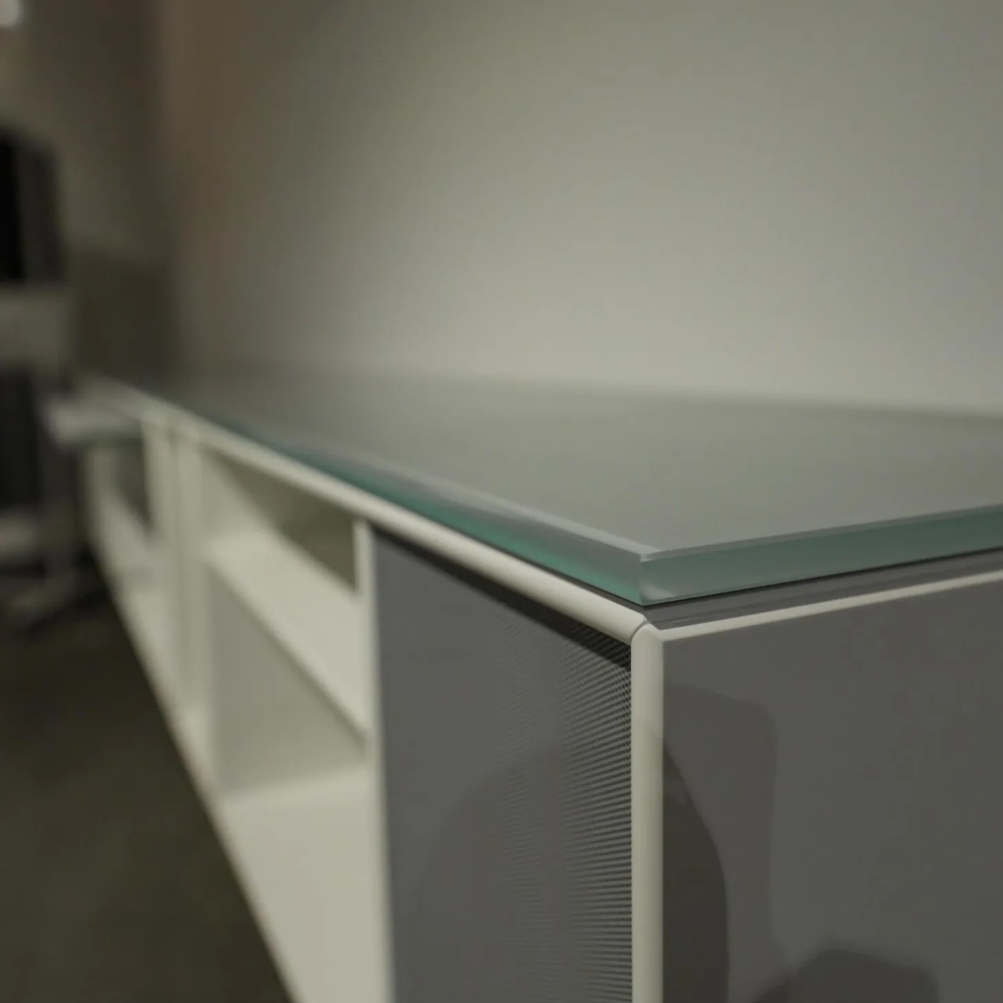 Sound Unit Lack Matt Weiß Frontfarbe Fjord Mit Abdeckplatte Glas