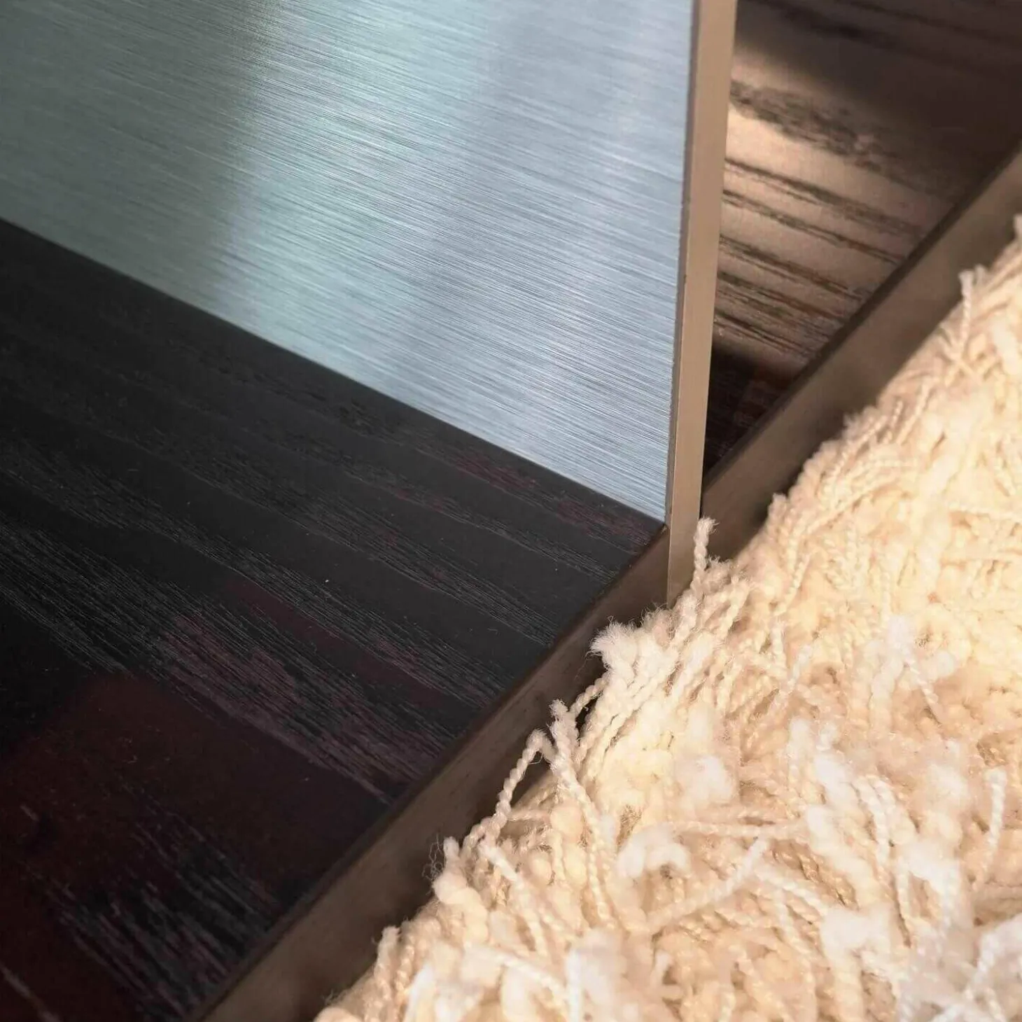 Square Couchtisch Esche Wengefarbig Gestell Metalloptik