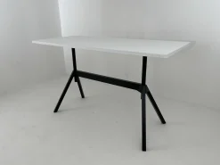 Stehtisch Level Tischplatte HPL Beschichtet Weiß mit Zargengestell