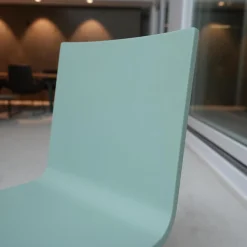 Stuhl 03 Sitzschalenfarbe Mint Untergestell Pulverbeschichtet Silber Glatt