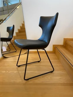 Stuhl Callas 663 151 Bezug Leder Wapiti 001 Schwarz Gestell Stahl Lackiert Schwarz