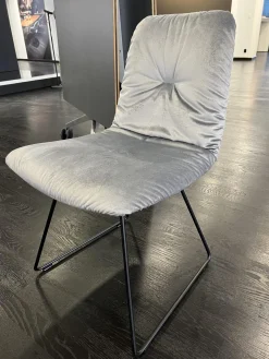 Stuhl Leya Stoff Sahco Avalon 0043 Silber Metall Kufengestell Tiefschwarz