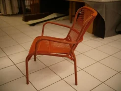 Stuhl Loop Dining Chair Outdoor Polypropylene Terracotta Rot Gestell Pulverbeschichtet Rot