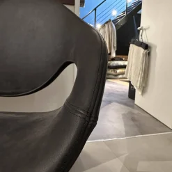 Stuhl Moon Leder Savana 974 Schwarz Grau Gestell 92 Stahl Nero 64 Schwarz