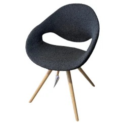 Stuhl Moon Stoff Schwarz 6P9 Füße Holz