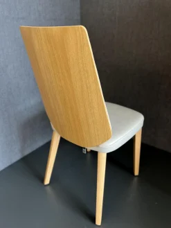 Stuhl S800 Leder 5611 Nubuk Touch Hellbeige