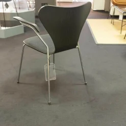 Stuhl Serie 7 Mit Armlehnen Stoff Hallingdal Schwarz Untergestell Stahlrohr Verchromt Sitzschale Esc