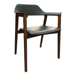 Stuhl Ten Leder Schwarz Gestell Nussbaum Massiv