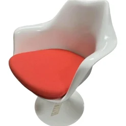 Stuhl Tulip Drehbar Weiß Sitzkissen in Hallingdal 680 Rot