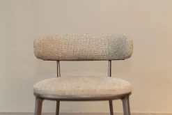 Stuhlgruppe Caratos Bezug Stoff Liseo Grau 2552115 Gestell Aluminium Bernstein Lackiert