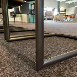 Stuhlset 2071 Nobile Swing Soft Leder I L627 Gestell Dunkelbronze