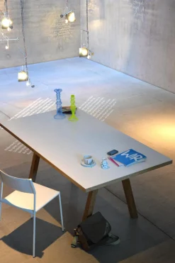 Tisch Artwork Weiß Eiche mit Laminat