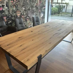 Tisch BB11 Clamp Platte Eiche Altholz Natur Geölt Füße RAL 9005 Tiefschwarz Schwarz Pulverbeschichtet