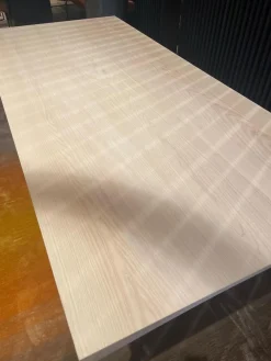 Tisch Delta Esche Natur Massivholz Geölt Beige Weiß