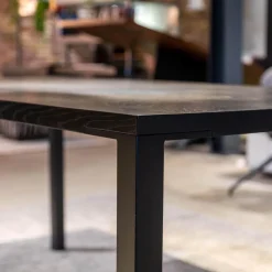 Tisch Ferro Line Tischplatte Räuchereiche Schwarz Geölt Quadratrohrgestell