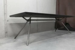 Tisch Iron Light Squared Eiche Mit Knoten