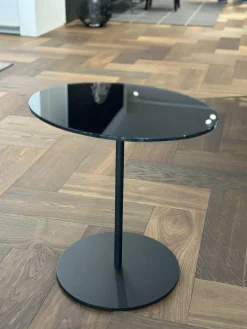 Tisch Kelly T 116 100 Platte Glas Schwarz Lackiert Gestell Metall Schwarz Matt Pulverbeschichtet