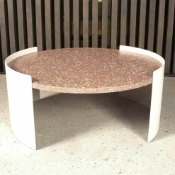 Tisch Mod. 554 Bowy Outdoor Weiß Rot Gestell Aluminium Elfenbein Gebeizt Gaufriert