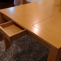 Tisch Zoi Ahorn Rarität Design Chi Wing Lo