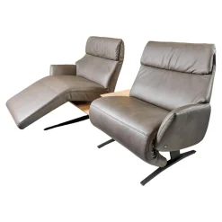 Trapezsofa 4230 Leder 24 Longlife Rustica Magma Grau Metallkufe Anthrazit Pulverbeschichtet Zwischentisch Wildeiche 681