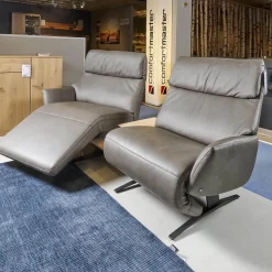 Trapezsofa 4230 Leder 24 Longlife Rustica Magma Grau Metallkufe Anthrazit Pulverbeschichtet Zwischentisch Wildeiche 681