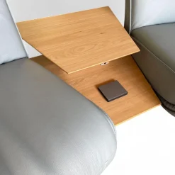 Trapezsofa 4905 Lounger Leder Longlife Rustika Sky Blau Metallkufe Anthrazit Pulverlackiert Mit Elektrischer Verstellung