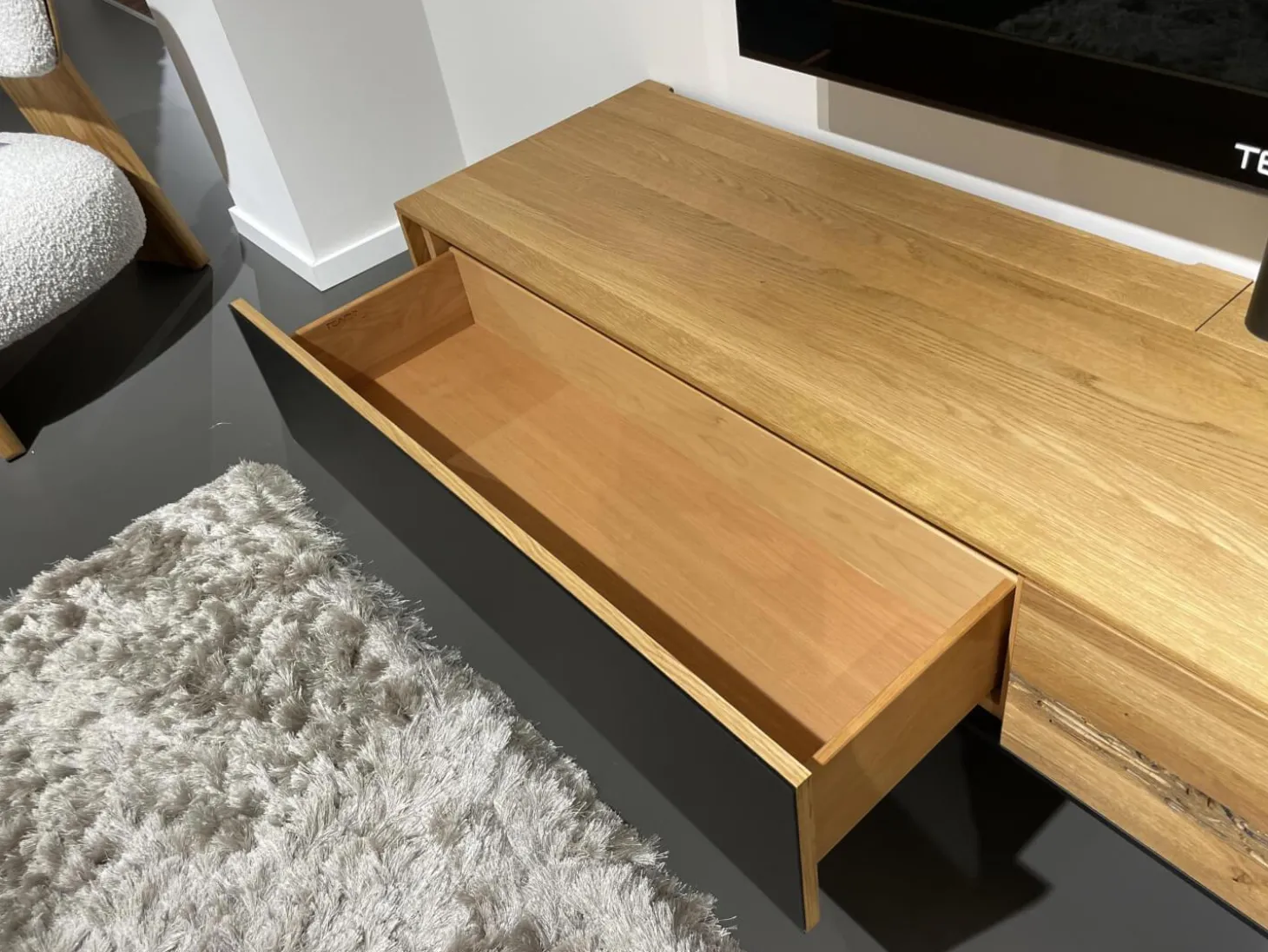 TV Wand Filigno Eiche Venedig Farbglas Schwarz Matt Gestell Schwarz Mit Home Entertainment