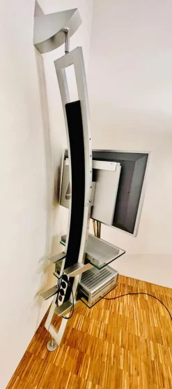 TV-Regal Mattes Metall Und Glas Mit Schwenkbarem TV- Und Hifi-Rack