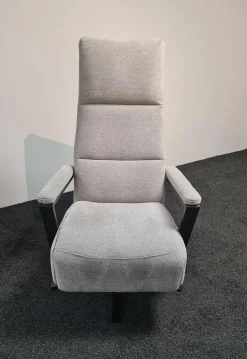 TV-Sessel KS23 Molda 1222 Stoff Aurin Silber 40 Sternfuß Schwarz Matt Lackiert