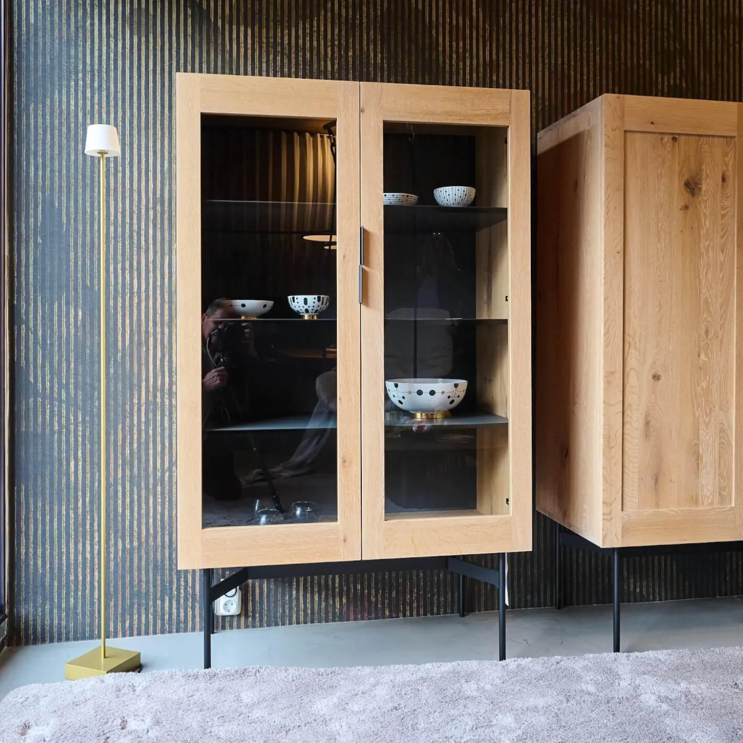 Vitrine BC04 Offen Eiche Weiß Pigmentiert Mit Glasscheiben