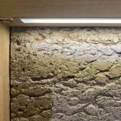 Vitrine Cartago Soft Wildeiche Bianco Glastür Links mit LED-Beleuchtung