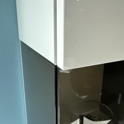 Vitrine Gentis Links Lack Hochglanz Reinweiss Mit Beleuchtung Und Funkfernbedienung