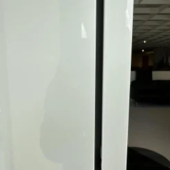 Vitrine Gentis Links Lack Hochglanz Reinweiss Mit Beleuchtung Und Funkfernbedienung