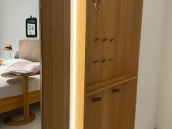 Wandelement Haiku Eiche Naturöl Inklusive Beleuchtung Und Bewegunssensor