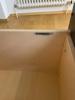 Wohnkombination Cubo Lack Quarz Schwarz Paneel Eiche Astig Wandschrank Aluminium Glastür Schwarz Mit Beleuchtung