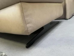 Wohnlandschaft Amalfi Leder Evita Ecru Beige Grau Füße Metallkufe Schwarz Lackiert Mit Elektrische Relaxverstellung