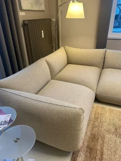 Wohnlandschaft Jalis Stoff 8208 Sand Nahtband 5091 Mittelgrau 339 x 226