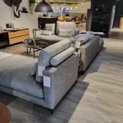 Wohnlandschaft Nuvola Textilgewebe Schwarz Weiß Gemischt Fuß Aluminium Verkehrsschwarz RAL 9017 Lackiert Mit Kissen