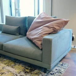 Wohnlandschaft Octave Bezug Stoff Wing WG243 Grau Grün Gestell Metall Zinnfarbig Lackiert Inklusive Kissen