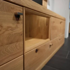 Wohnwand Aurum 0020 Wildeiche Massiv Soft Gebürstet Inklusive LED-Beleuchtung