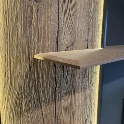 Wohnwand Benjo 7720W V20 Kerneiche Umato Sägerau Gebürstet Applikation Lack Weiß Mit Beleuchtung