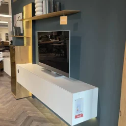 Wohnwand Benjo 7720W V20 Kerneiche Umato Sägerau Gebürstet Applikation Lack Weiß Mit Beleuchtung