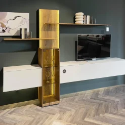 Wohnwand Benjo 7720W V20 Kerneiche Umato Sägerau Gebürstet Applikation Lack Weiß Mit Beleuchtung