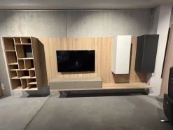 Wohnwand Cubus Pure 32 Eiche Weiß Geölt Farbglas In Naturweiß Kiesel Grau Und Graphitgrau Mit Beleuchtung Und TV-Halteplatte