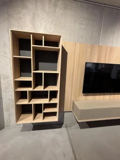 Wohnwand Cubus Pure 32 Eiche Weiß Geölt Farbglas In Naturweiß Kiesel Grau Und Graphitgrau Mit Beleuchtung Und TV-Halteplatte