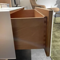 Wohnwand Cubus Pure Volholz Eiche Weiß Geölt Glas Pearl Matt Mit Touchbeschlag