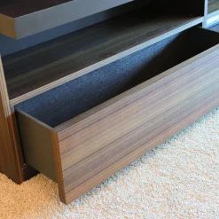 Wohnwand Eukalyptus Lack Mokka Mit Schiebetür Aus Stopsol-Glas Mit Licht